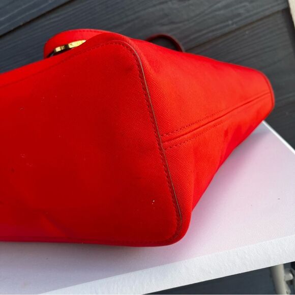 Michael Kors Jet Set Red Voyager Raven Saffiano Large Laptop Work Bag - Picture 10 of 10